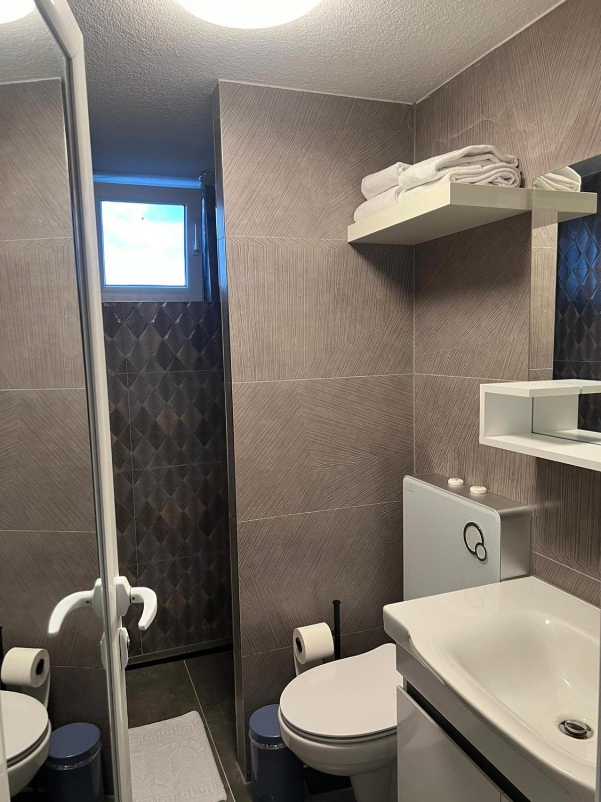 Dido Diamond Hotel Дитценбах Екстериор снимка